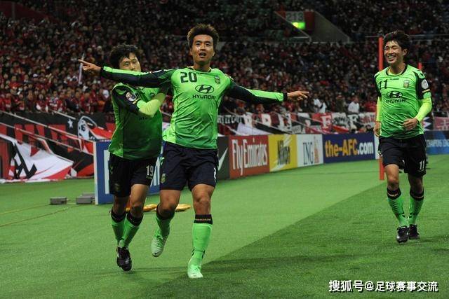 媒体人：中国男篮一个多月备战窗口期应确立核心并释放杨瀚森作用